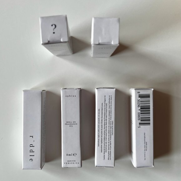 RIDDLE OIL Sphinx 8ml Roll-On - Picture 3 of 3